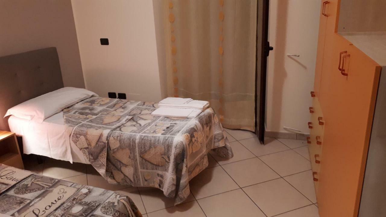 Casa Vacanza "La Chiazza Di Grutti" Grotte  Exteriér fotografie